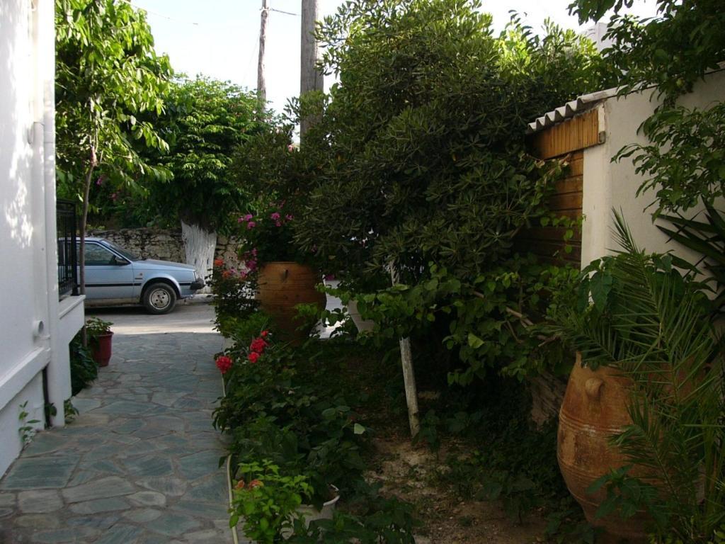 Oasis Studios Palaiochora Luaran gambar